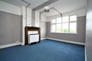 Kenton Road, Kenton HA3 8BX