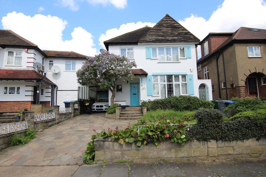 Aston Avenue, Kenton