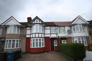 Alicia Avenue, Kenton HA3 8HT