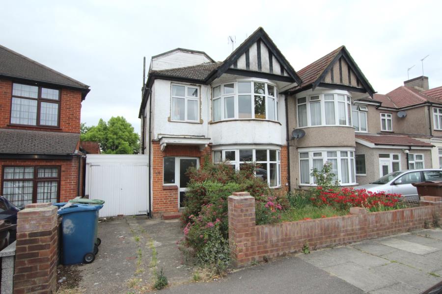 Kenton Park Crescent, HA3 8TZ Salter McGuinness