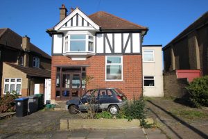 Trevelyan Crescent, Kenton HA3 0RL