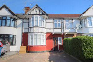 Alicia Avenue, Kenton HA3 8HT