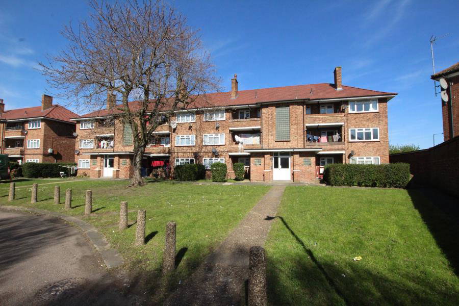 Kenton Road, Kenton, HA3 9RY Salter McGuinness