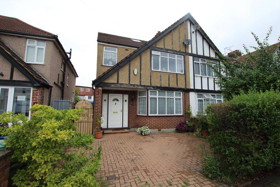 Darcy Gardens, Kenton, HA3 9JS Salter McGuinness
