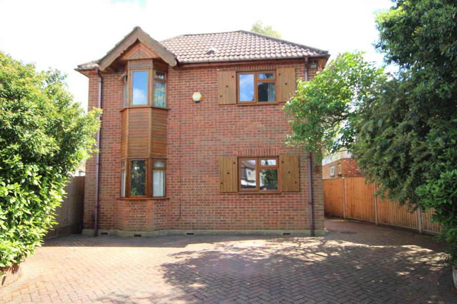 Boxmoor Road, Kenton, HA3 8LQ