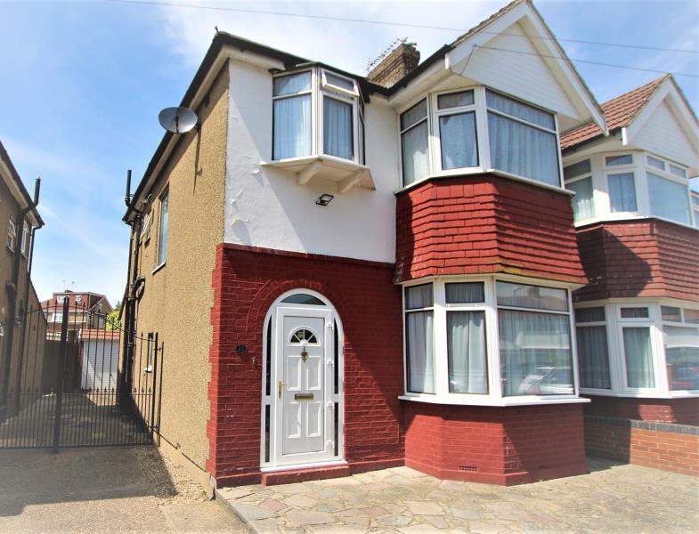 Portland Crescent, Stanmore