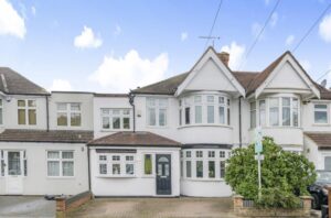 Elmsleigh Avenue, Kenton, HA3 8HY