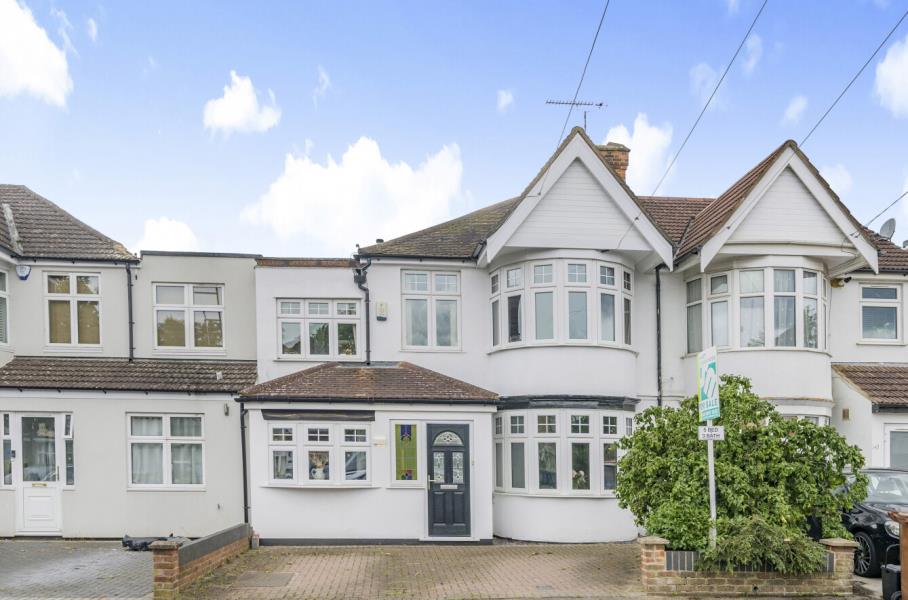 Elmsleigh Avenue, Kenton, HA3 8HY