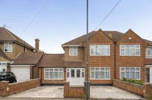 Manning Gardens, Kenton, HA3 0PF