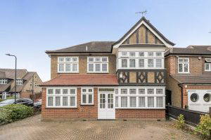Briar Road, Kenton, HA3 0DR