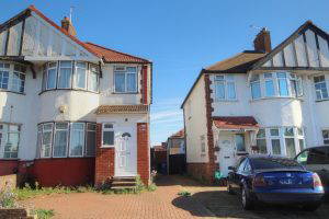 Kenton Lane, Kenton, HA3 8RW